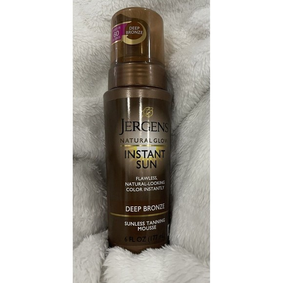 Jergens Natural Glow Instant Sun Light Bronze 6oz Sunless Tanning Mousse NEW - Picture 2 of 7